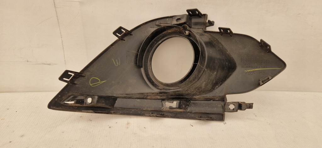 фото №4, Space star ii 2 lift решітка бампера перед права