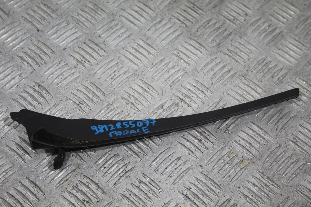 фото №1, Заглушка жабо права toyota proace verso ii