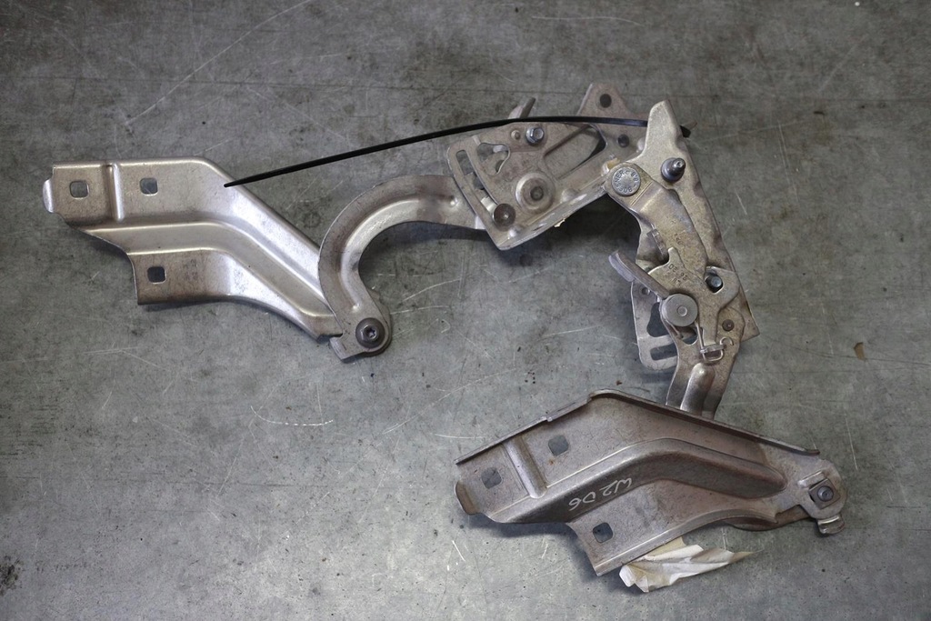 фото №1, Петли петля капот левый правый mercedes w206 c-klasa