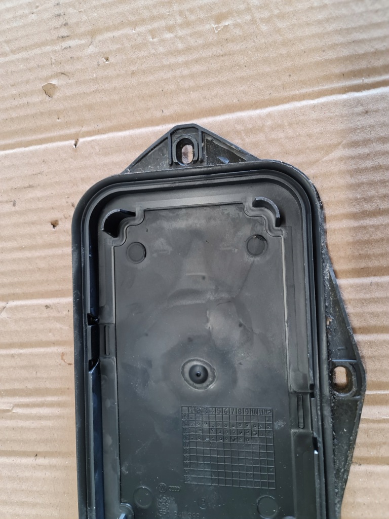 Заглушка жабо vw passat b6 5p0941369 Зі Шроту