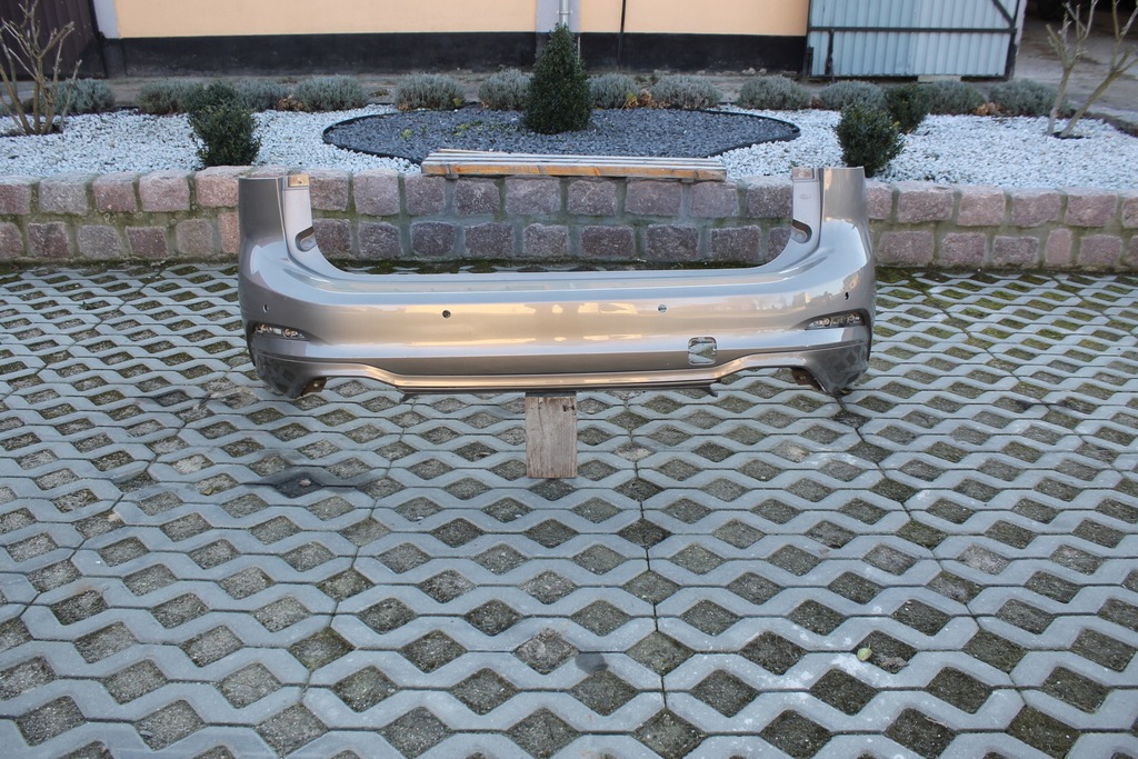 фото №1, Ford focus mk4 kombi st бампер задний задняя 2 трубы