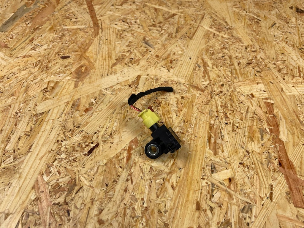 фото №6, Датчик удара ударный штекер vw id.3 id3 id.4 id4 1ea959345b