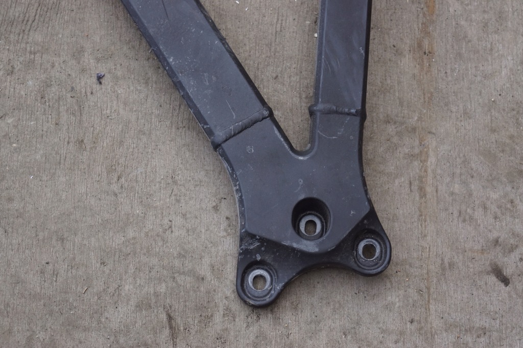 фото №5, Поперечина aston martin db11 hy53-108a75-a