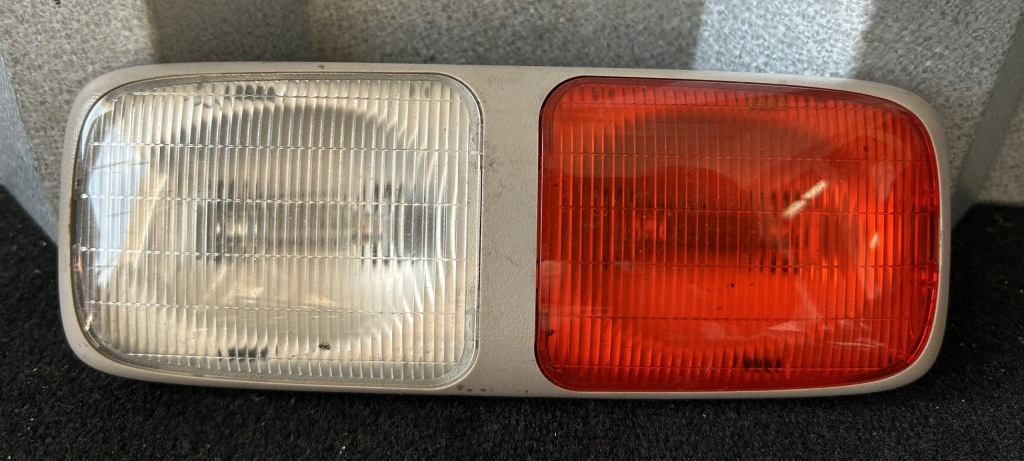 фото №1, Daf 105 xf 85 cf фонари освещение салона кабины 1872593 1872591