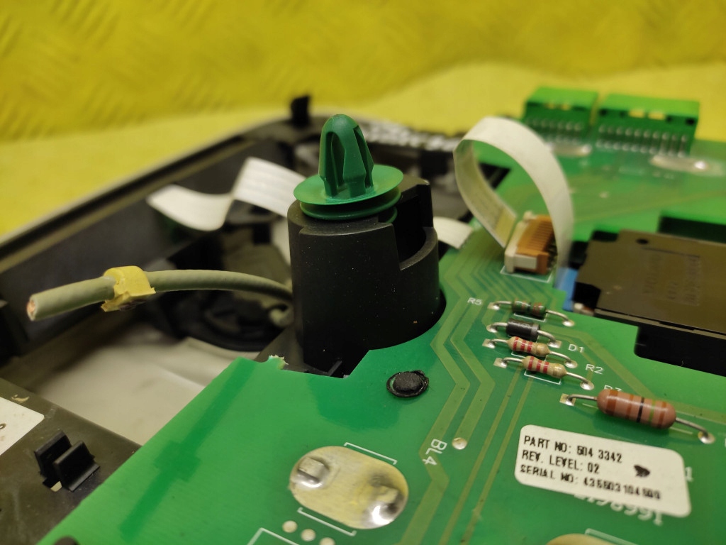 фото №8, Volvo xc 90 лампа освещение кабины 5044248