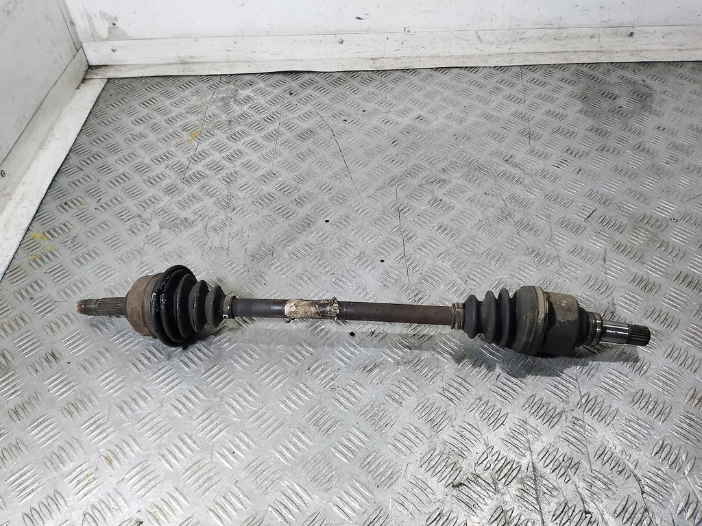 фото №1, Приводной вал левая перед peugeot 301 1.6 vti