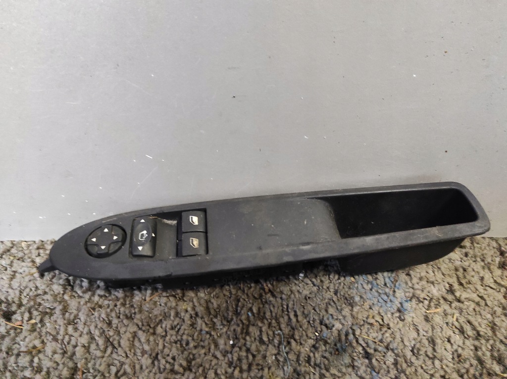 фото №1, Панель окон дверь citroen ds4 96657052zd