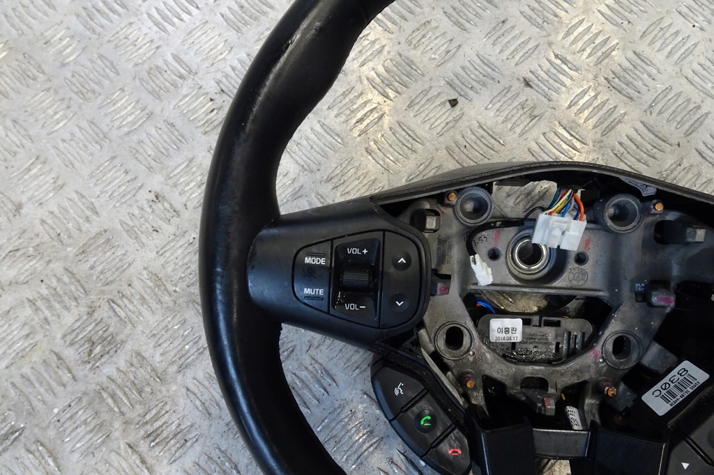 фото №4, Kia carens iv повітропровід шкіра мультифункція 13-