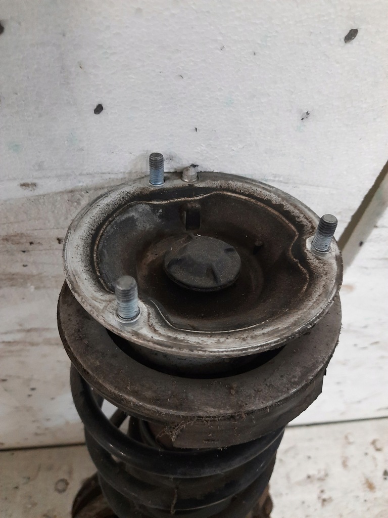 фото №9, Поворотный кулак амортизатор правая правый bmw 1 e87