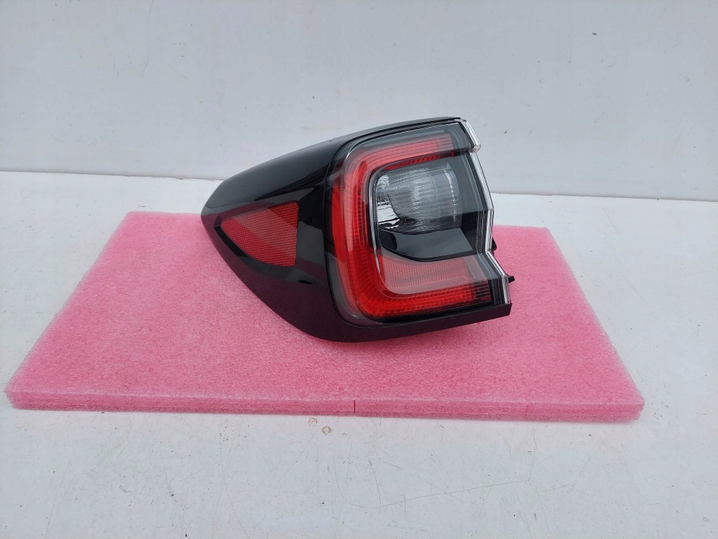 фото №1, Subaru outback 21- лампа ліва задня задня led