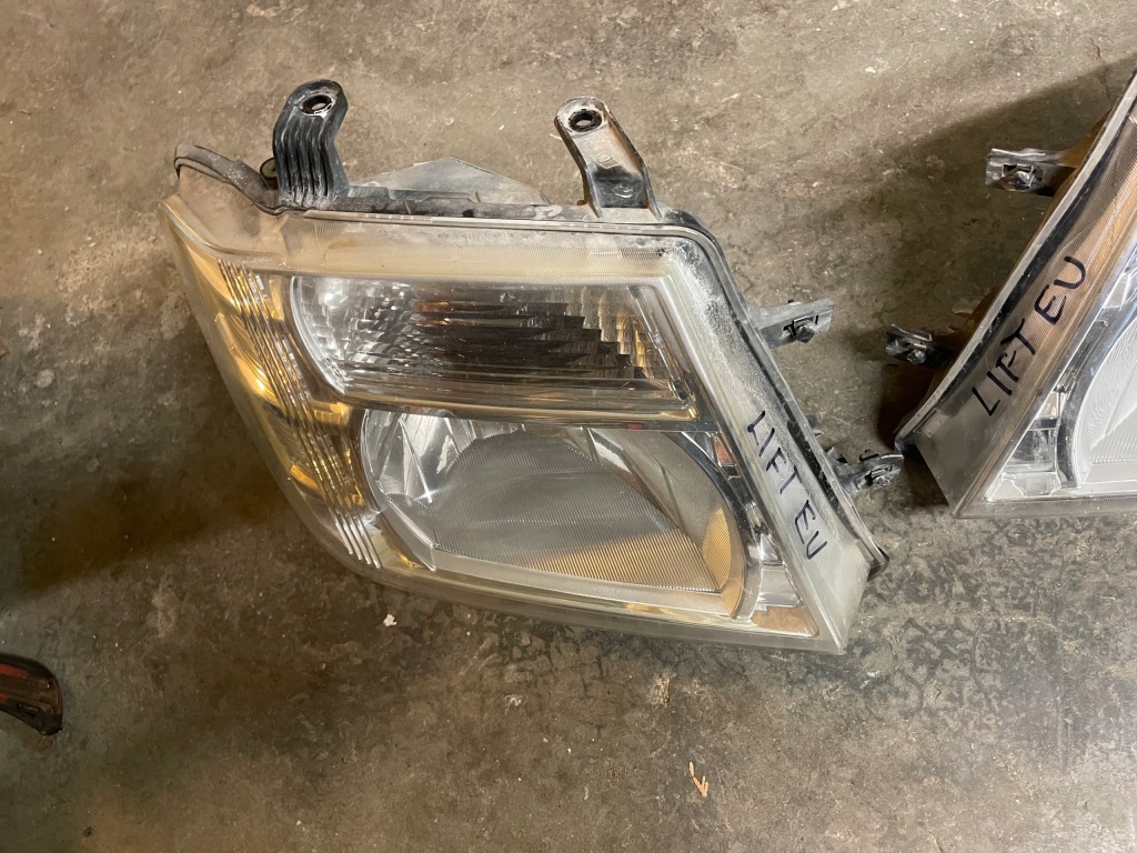 фото №1, Navara d40 lift лампа фара лівий правий europa