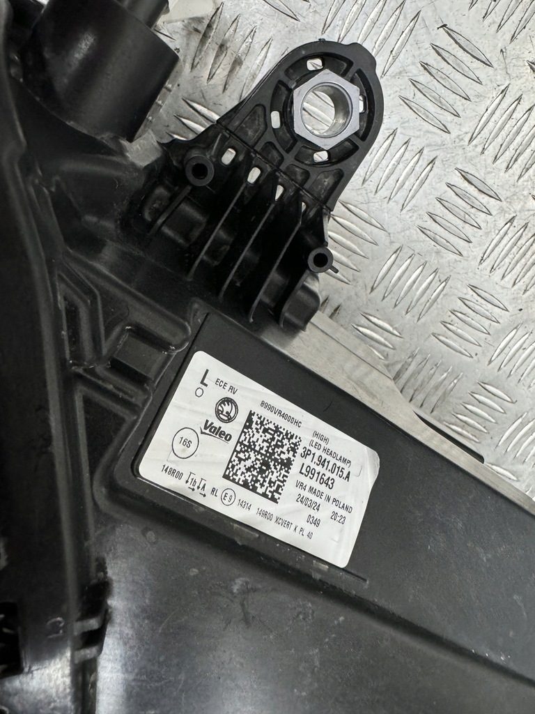 фото №10, Skoda superb iv 4 полный лампы перед full led matrix лампа правая левая