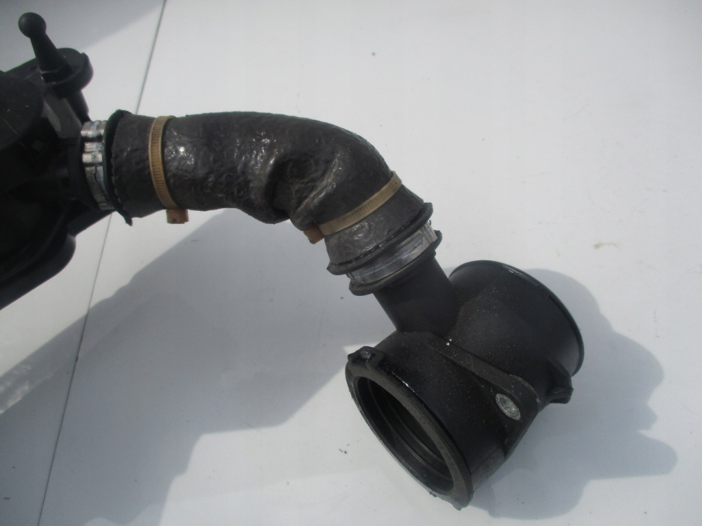 фото №3, Кришка клапанів труба повітря ford focus mk3 volvo s60 v60 ii 1.6 d tdci