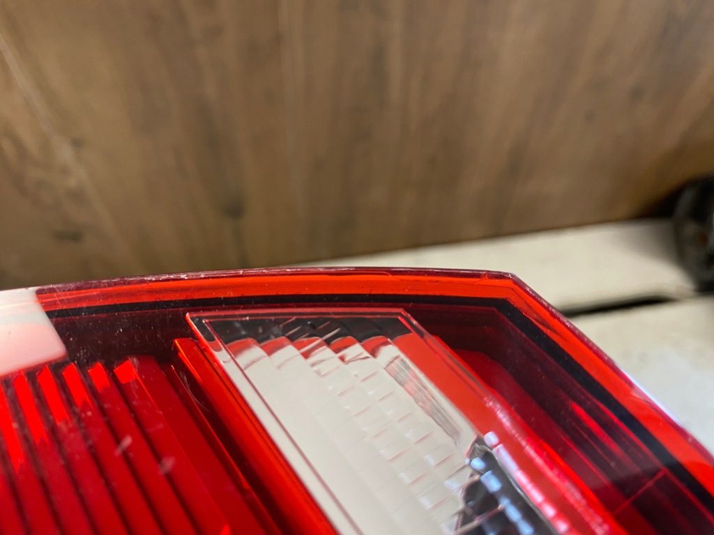 Vw passat b8 kombi лампа правый задняя led Киев