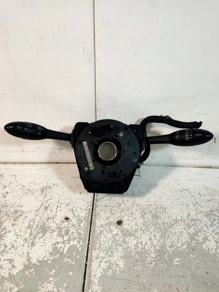 фото №1, Mini r60 countryman переключатель комбинированный датчик kata поворота 925376301