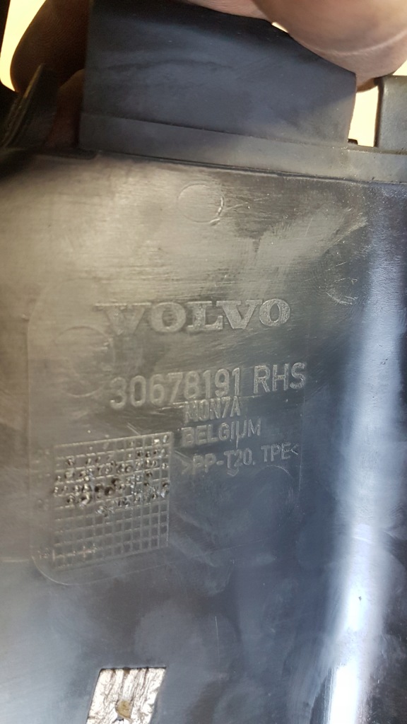 фото №4, Руль воздуха l+r volvo v70 s80 xc70 07-16