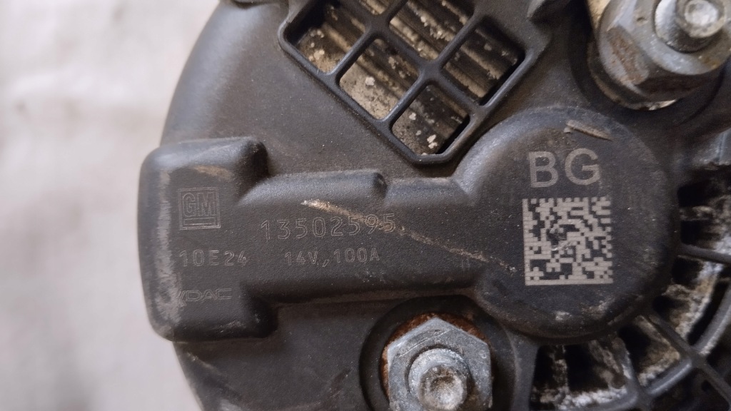 Генератор opel astra j insignia a zafira c chevrolet 1.6 16v 13502595 Недорого
