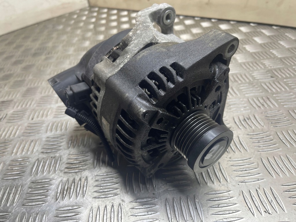 фото №1, Bmw 3 f30 f35 f31 2014 генератор