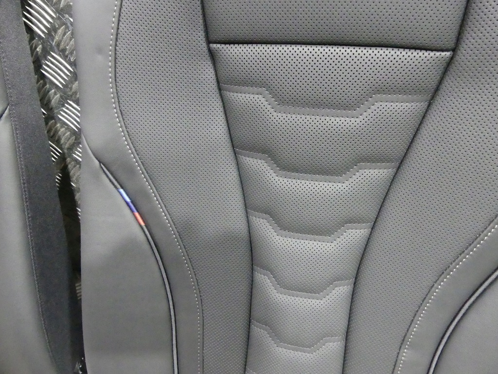 фото №16, Bmw 8 g15 sport обивка сиденья подогрев заднее сиденье туннель обшивки полка накладки