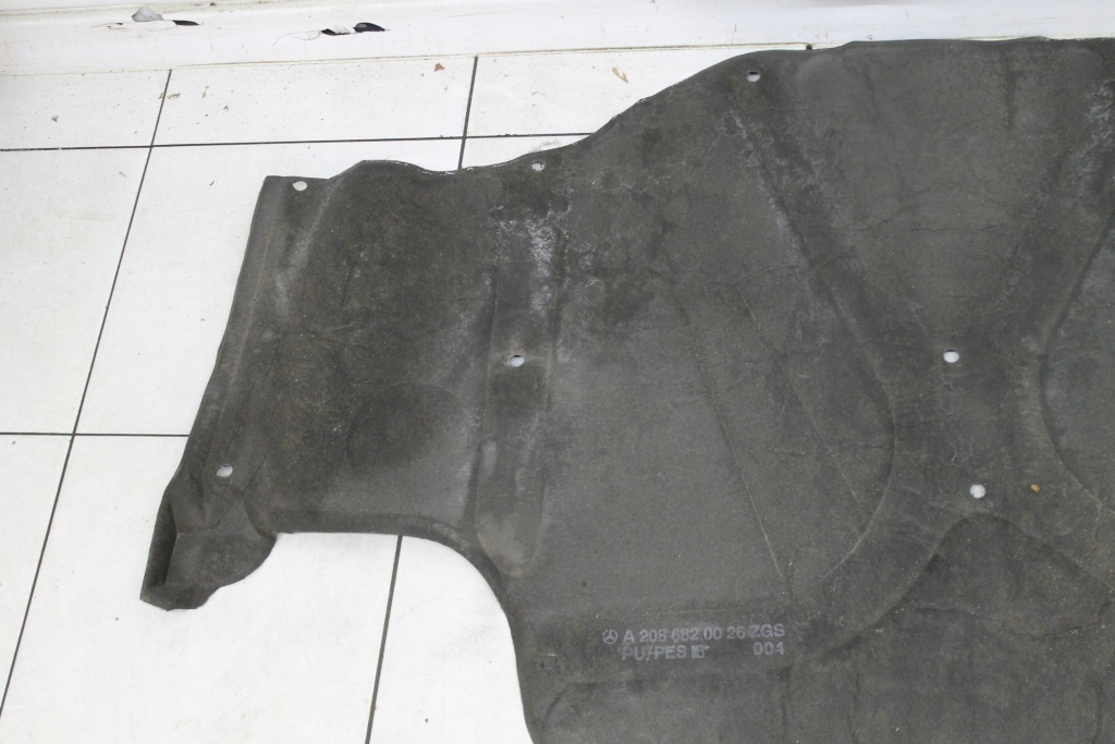 Шумоізоляція капот + кліпси mercedes clk w208 1997r- Недорого