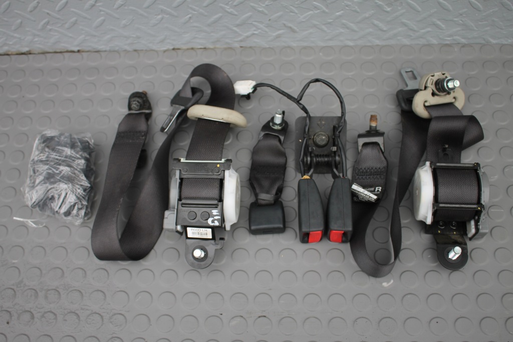 фото №10, Сидіння заднє сидіння 3 ряд обшивки ремені kia carens iv 13-19 комплект