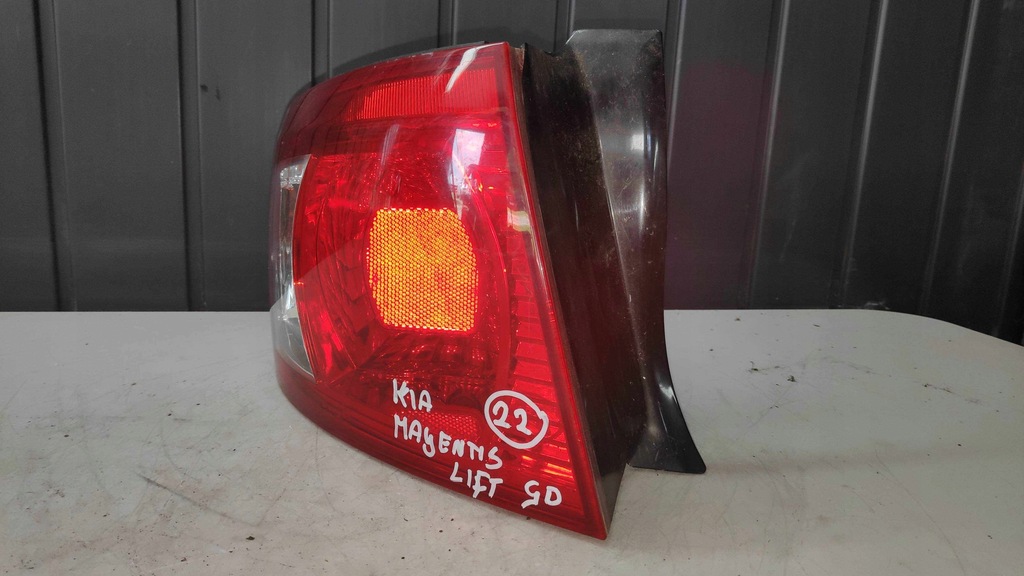 фото №11, Лампа задня ліва + права kia magentis i lift 03-05