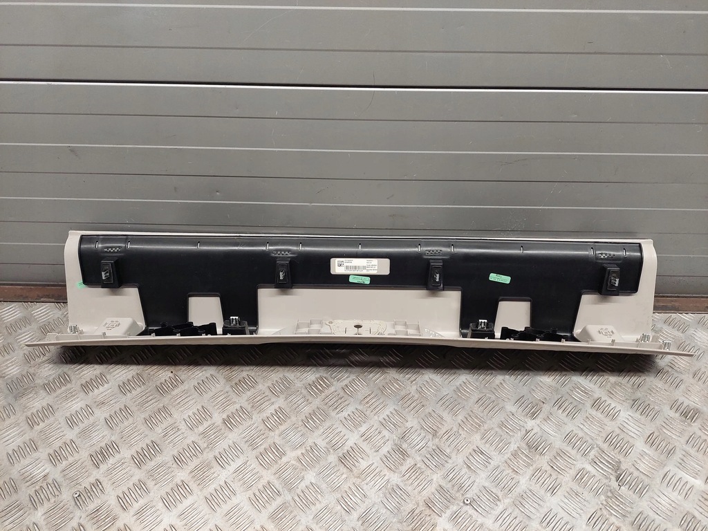 фото №10, Chrysler pacifica 5rh96pd2ae обшивки багажника