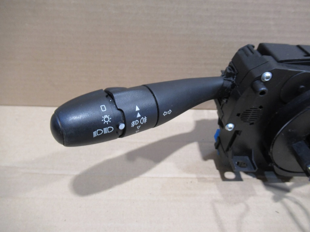 фото №10, Переключатели комбинированный 96630724xt peugeot 207