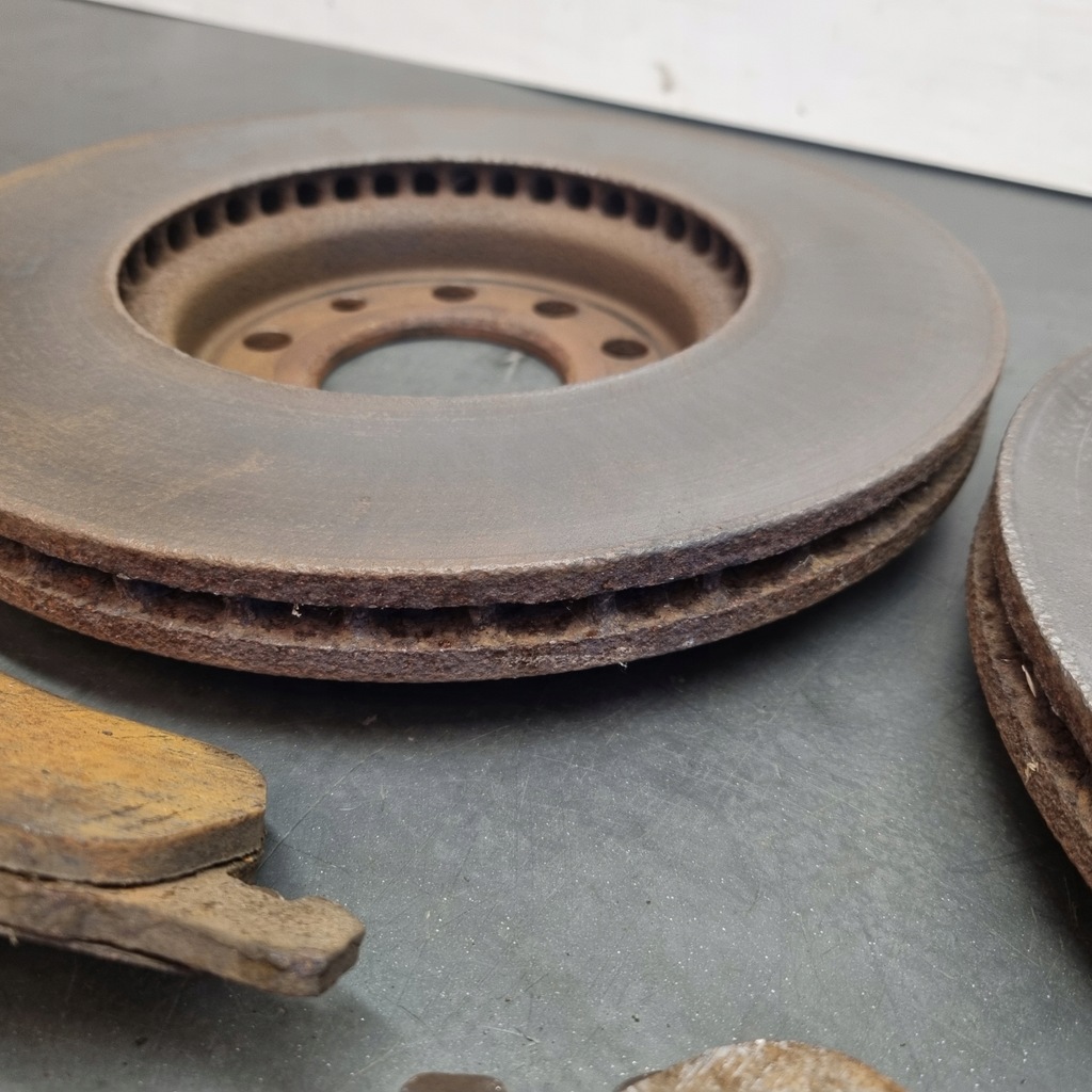 фото №7, Гальмівні диски гальмівні колодки гальмівні перед fiat croma ii 285mm 1.9 2.2 1.8