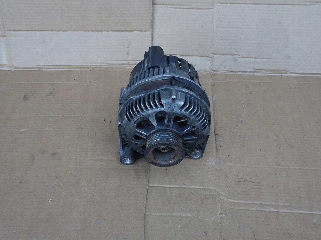 фото №1, Bmw 3 e46 lift 2.0d генератор 150a