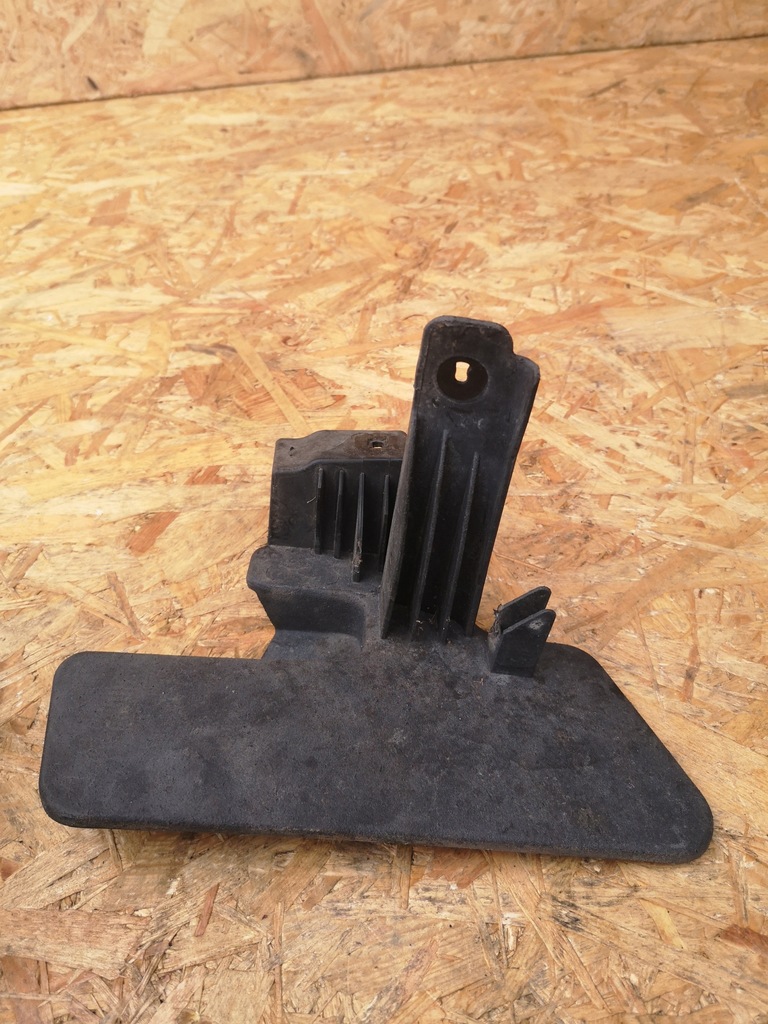 фото №1, Ford edge mk2 брызговик правый задняя ft4b-a104c20-ag