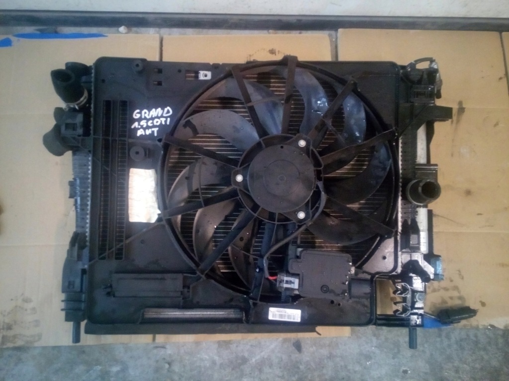 Купити Ford 1.5 tdci радіатор автоматична коробка передач c-max mk2 вентиляція.