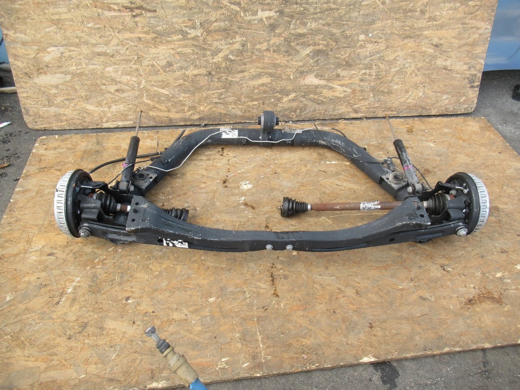 фото №1, Oś задняя renault twingo iii 14-