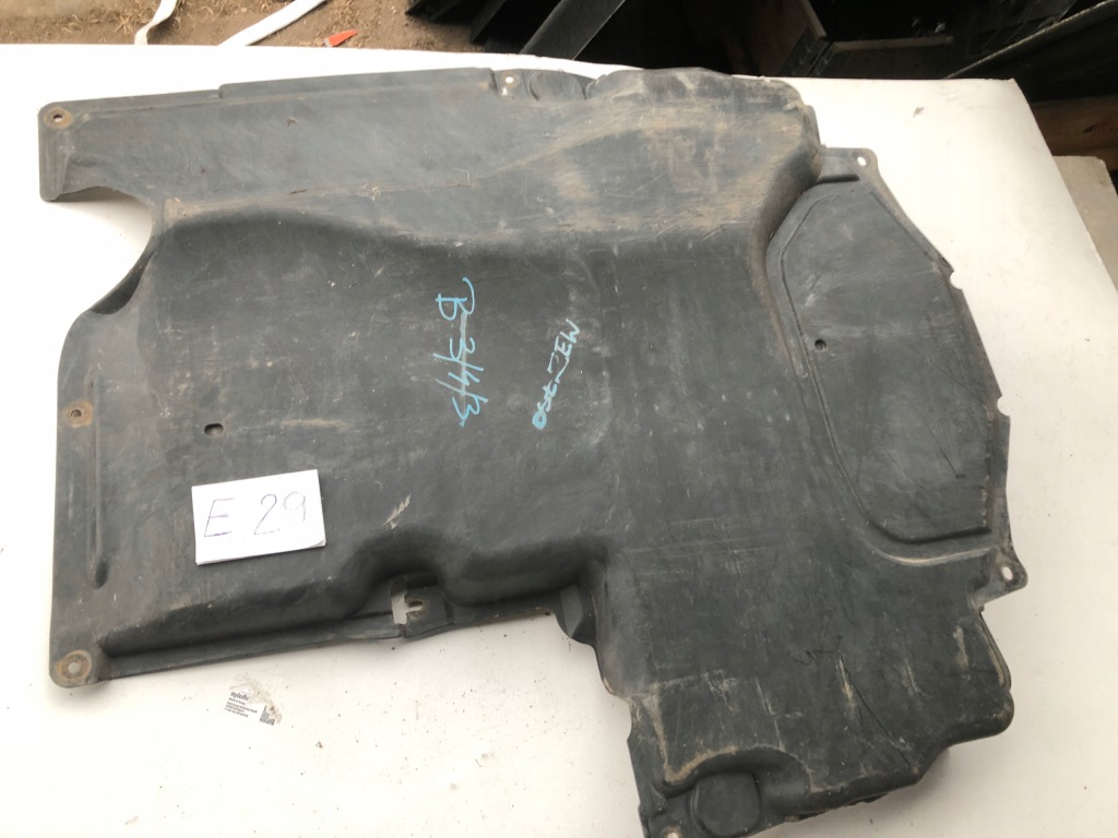 Купить Шумоизоляция накладка подвеска mercedes a2035201823