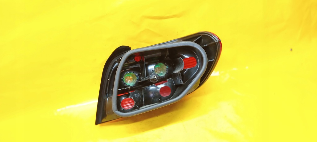 фото №11, Лампа задня ліва citroen xsara hb 5d 97-04r