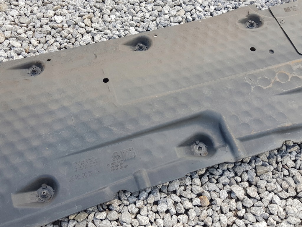 фото №9, Захист підвіска нижня права / audi a3 8p - vw golf v - seat leon ii - ładna