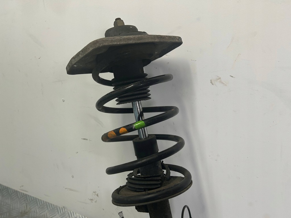 фото №6, Поворотный кулак амортизатор комплект левый перед lancia phedra 2.2