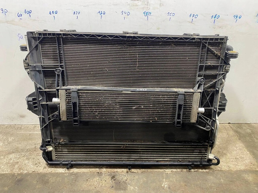 фото №1, Porsche cayenne 92a 2013 радіатор wody