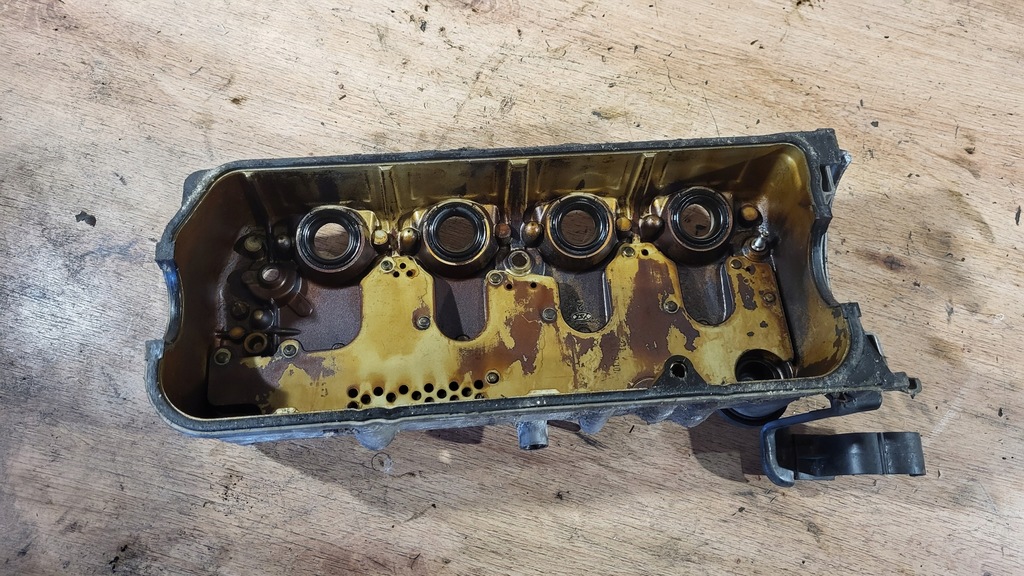 фото №6, Крышка клапанов honda civic vii 7 04- hb 5d lift 1,4 d14z6