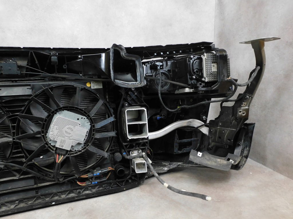 фото №16, Audi a8 d4 4h lift kompletny перед бампер лампы капот pas matrix чёрный