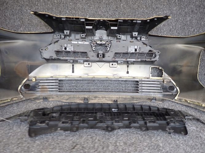 фото №15, Toyota yaris iv cross 20- бампер передний перед