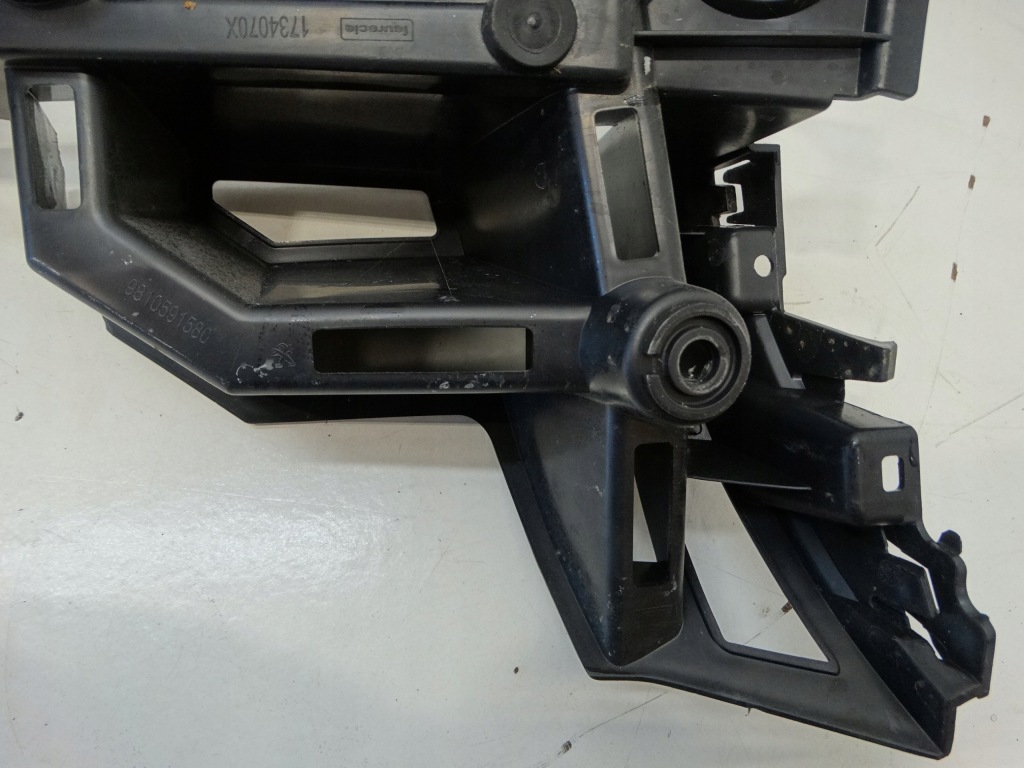 фото №12, Направляющая бампера левый задняя peugeot 3008 ii 23r.- 9810591580