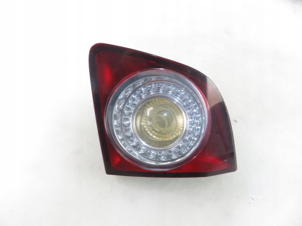 фото №1, Лампа правая задняя крышка багажника vw golf plus 5m1, 521