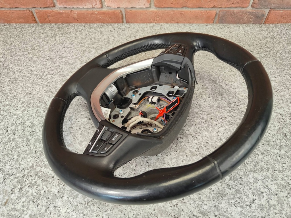 фото №14, Bmw 5 f10 f11 f01 f07 повітропровід sport мультифункція шкіра асистент підігрів