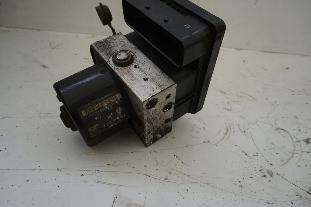 фото №1, Насос abs vw bora 1.8 t