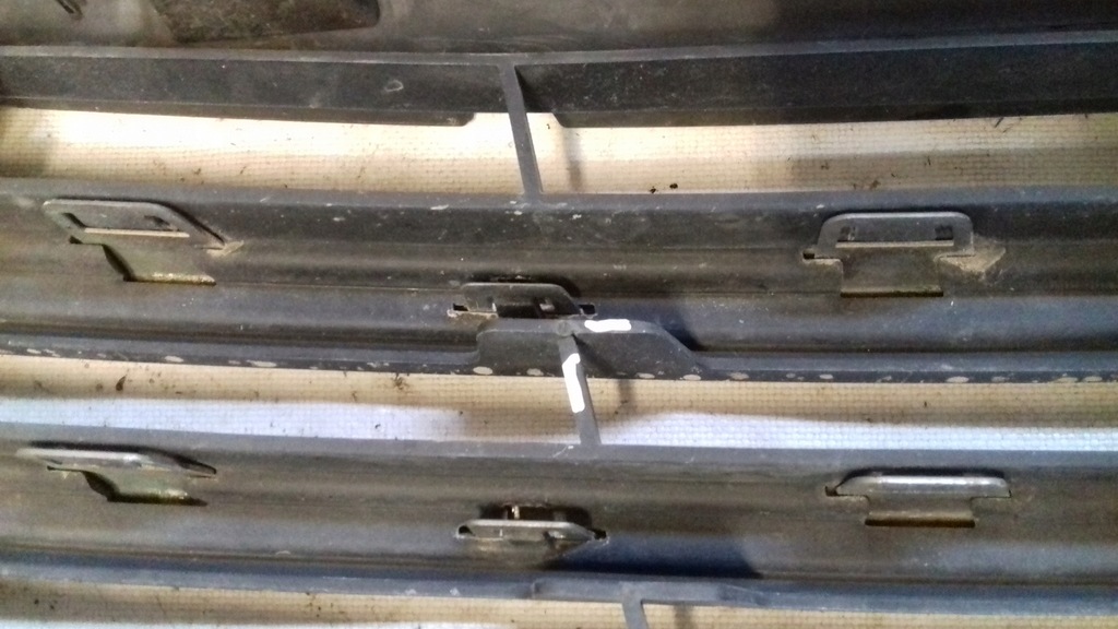 фото №5, Решётка радиатора решётка радиатора радиатора 623105615r 93450928 opel vivaro b 14-