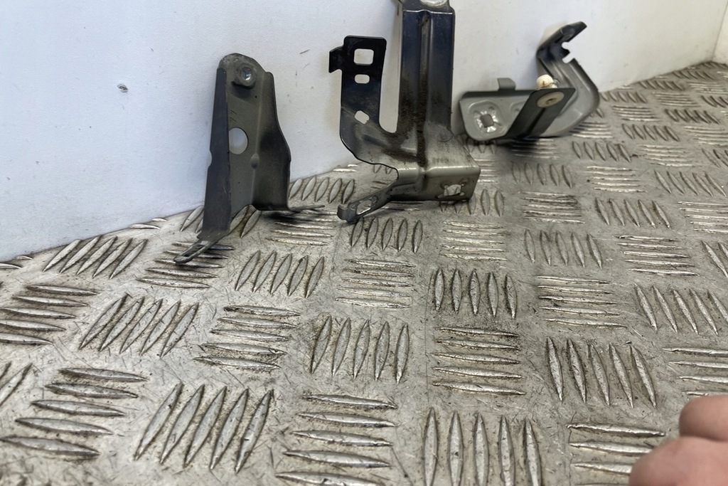 фото №7, Кронштейн передній lewego крила bmw 4 gran coupe f36 7255821 3.0l