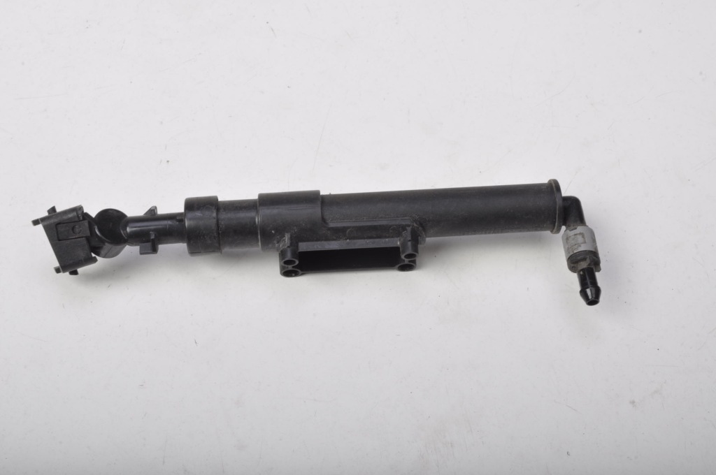 фото №1, Volvo v70 iii омивач помпа права 31294175