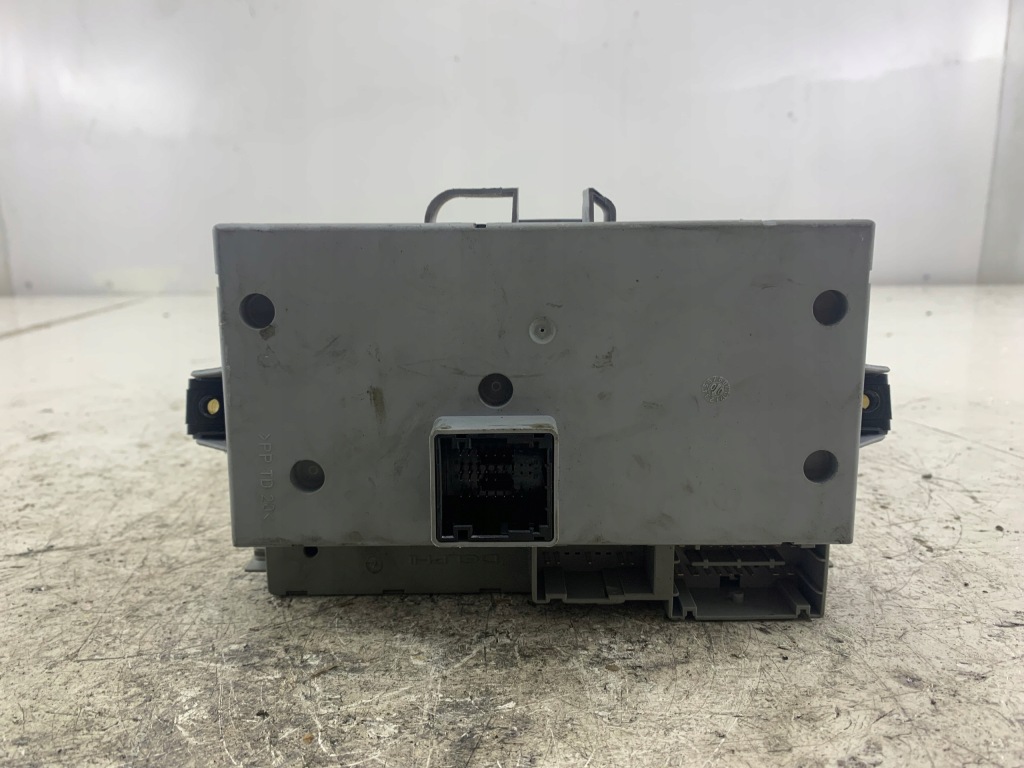 Fiat punto 2 1.2 коробка предохранителей 46774357 Цена