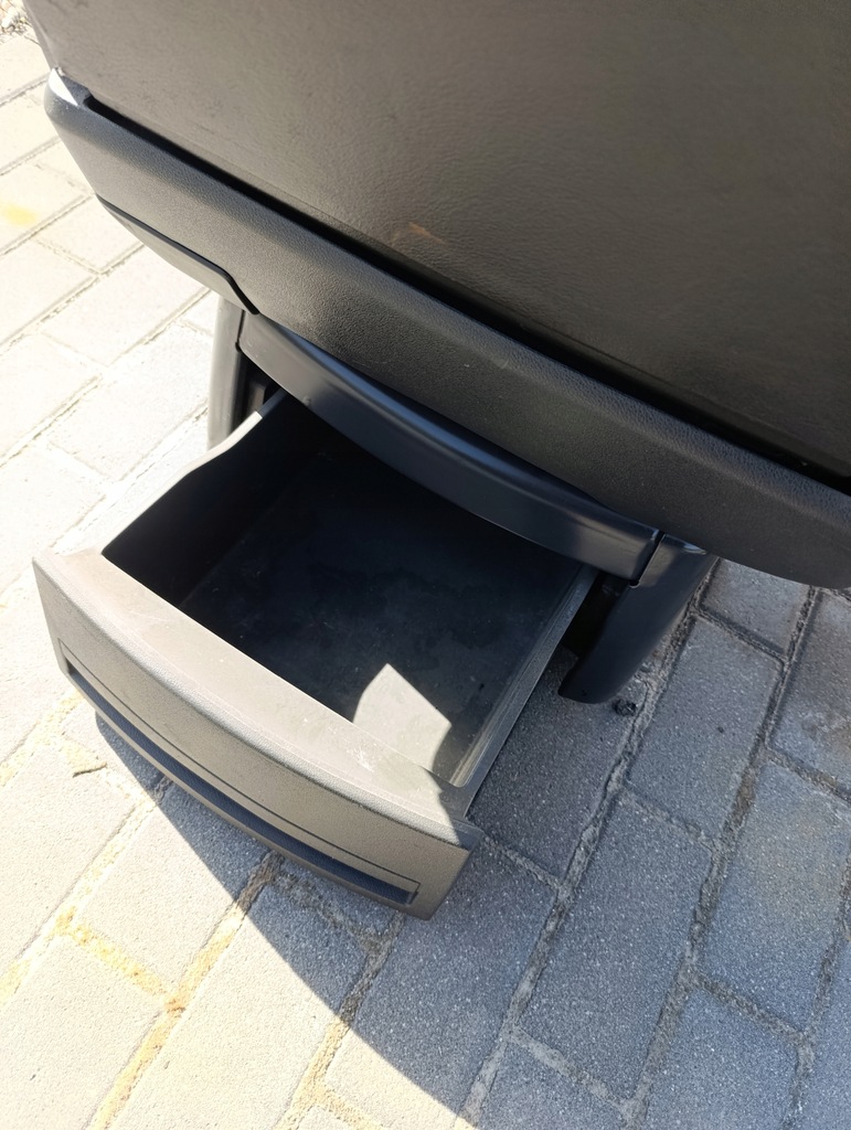 фото №9, Vw t5 t6 multivan сиденья поворотные второй/третий ряд с детское кресло